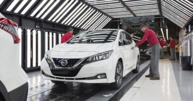 Nissan Leaf production