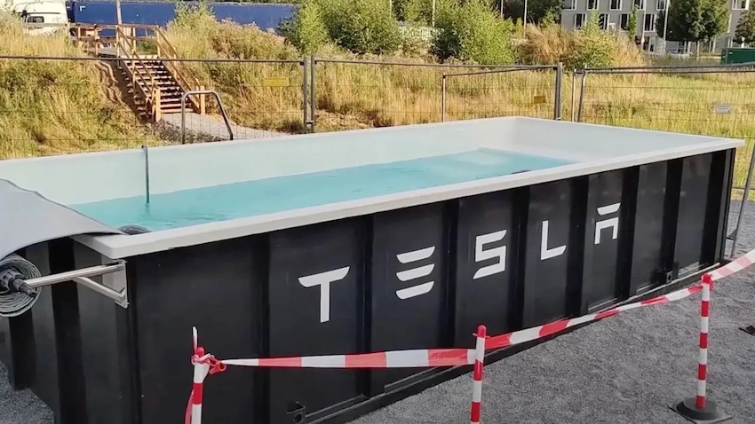 Tesla SuperPool