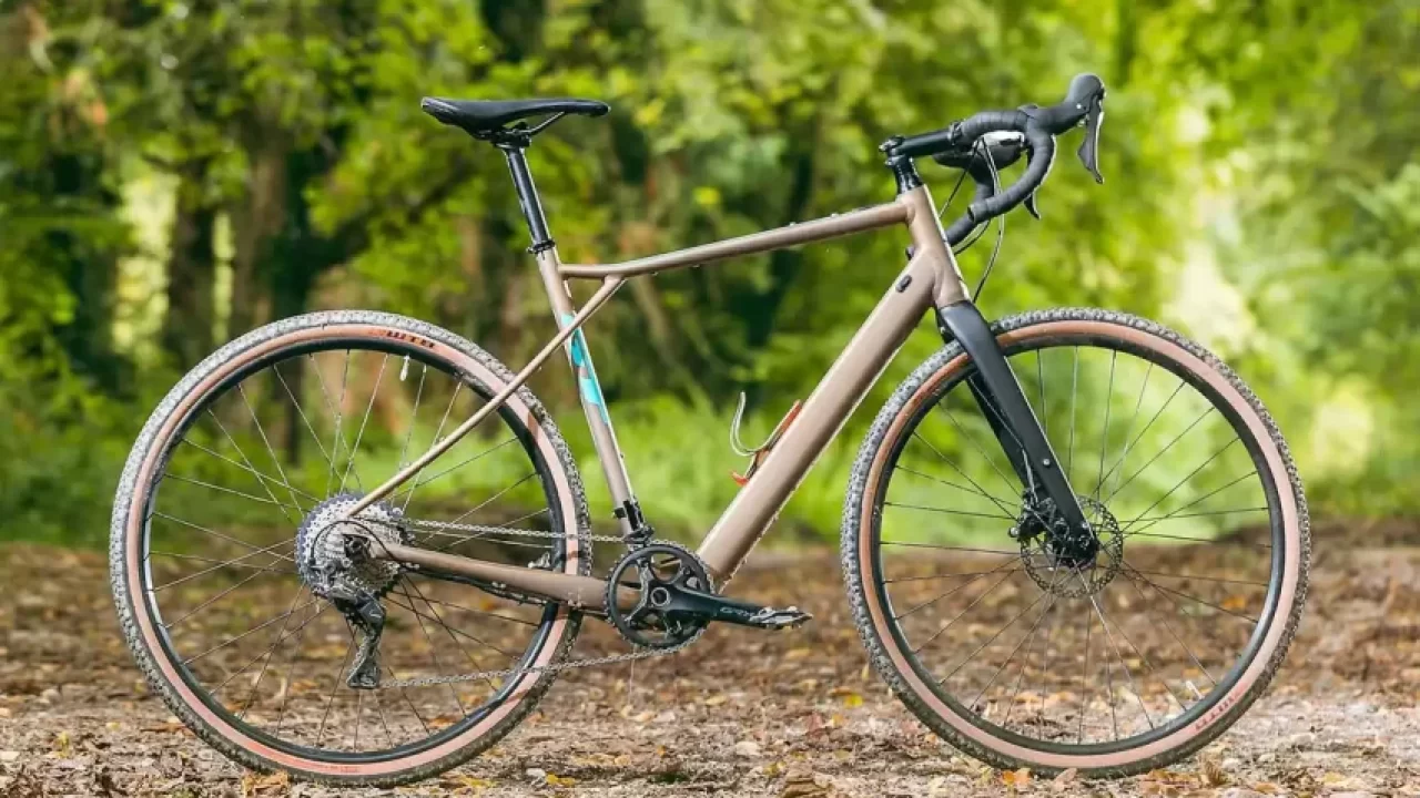 Gravel bike gt online grade