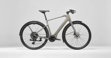 The Cannondale Tesoro Neo Carbon Electric Bike is a sleek marvel that promises to revolutionise the way we experience city cycling.
