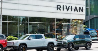 VW to Invest Up to $5bn in Tesla Rival Rivian