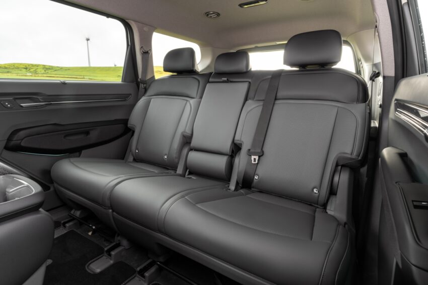 2024 Kia EV9 Air middle row seats