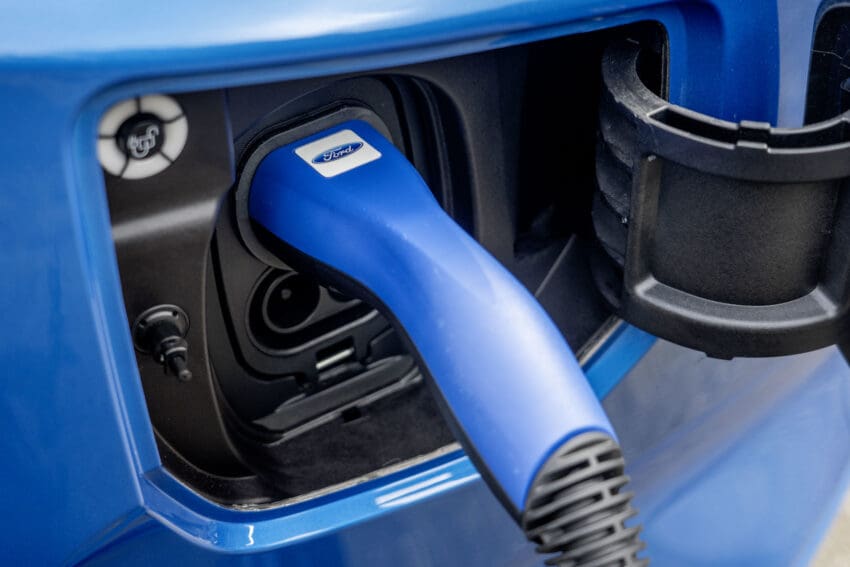 Ford is offering commercial vehicle customers a home charger for just £10 as it looks to boost electric van sales.