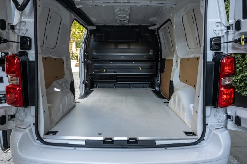 Citroen E-Dispatch cargo area