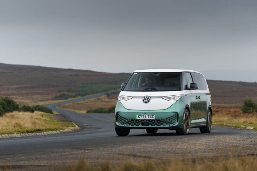 vw id buzz review driving image