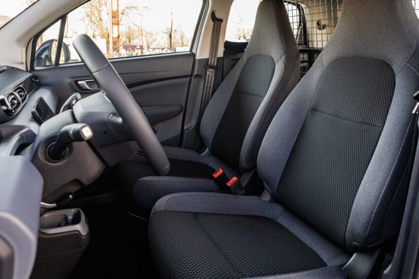 Leapmotor T03 interior 