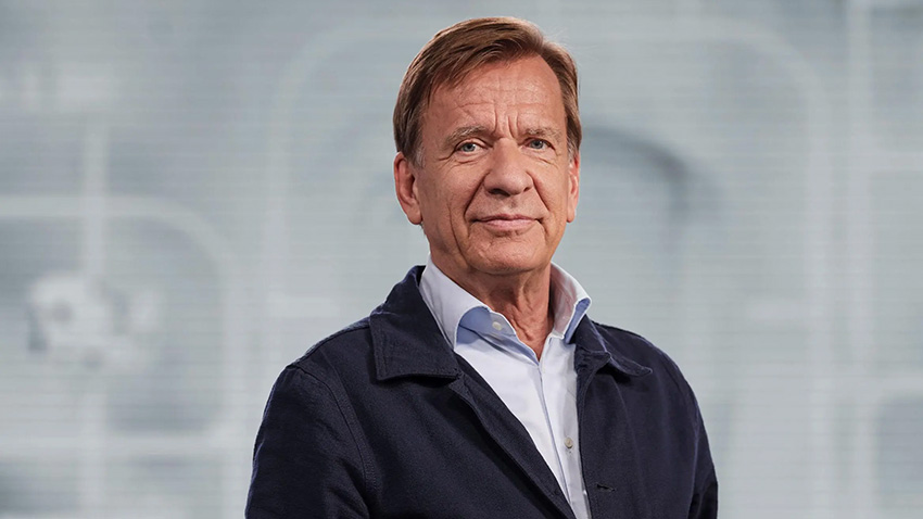 Nine years after Volvo lit the touchpaper on the legacy industry's electric revolution, the Swedish marque has admitted that the zero-emission transition has not moved at the pace it once promised.