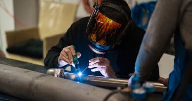 If you like crafting or repairing things, or if you do welding work, you know that there is always a choice between TIG and MIG welding methods.
