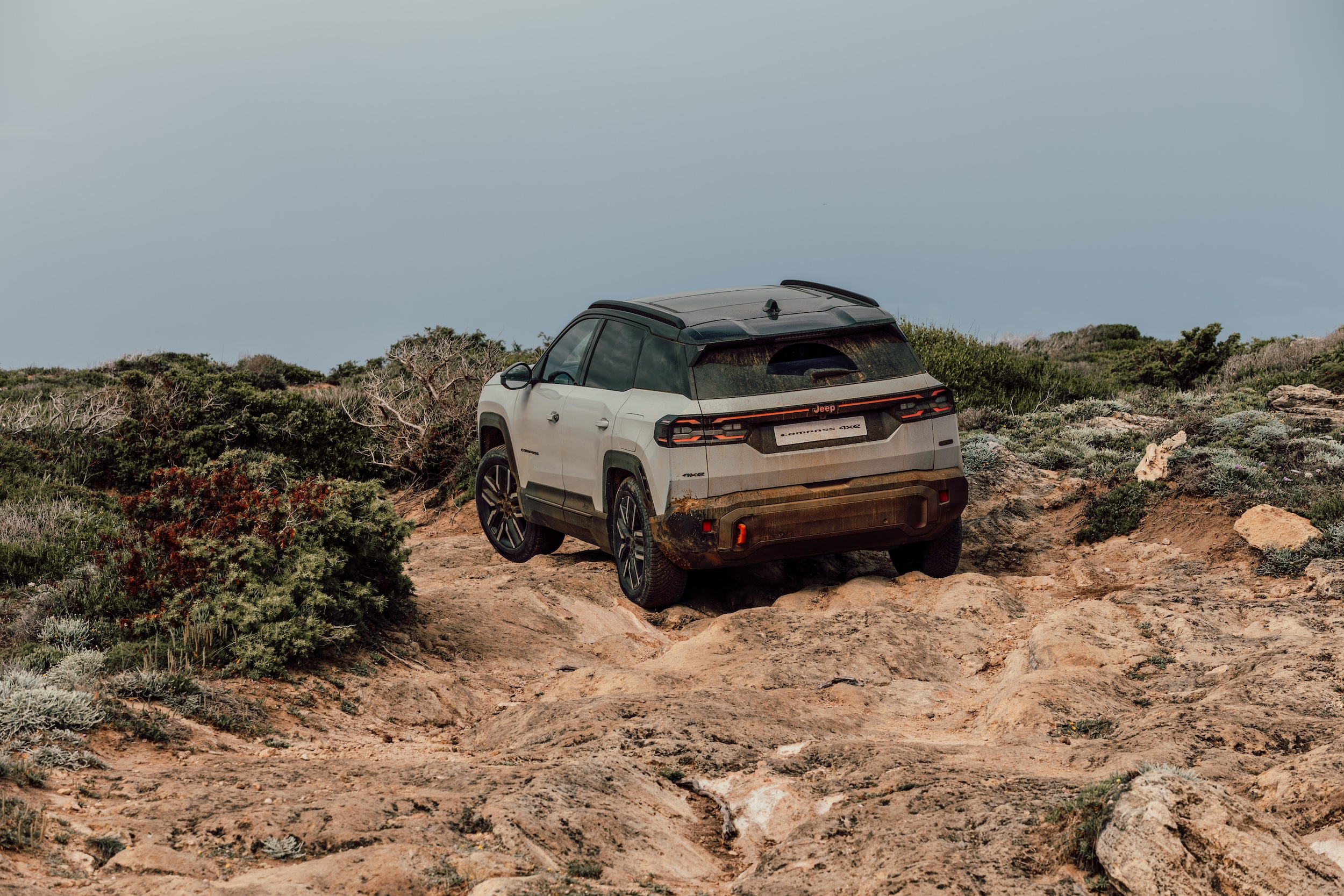 Jeep-go-anywhere-do-anything